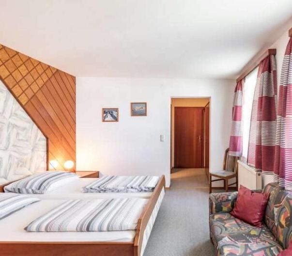 Austria Traveller Hotel Lenzing Kültér fotó